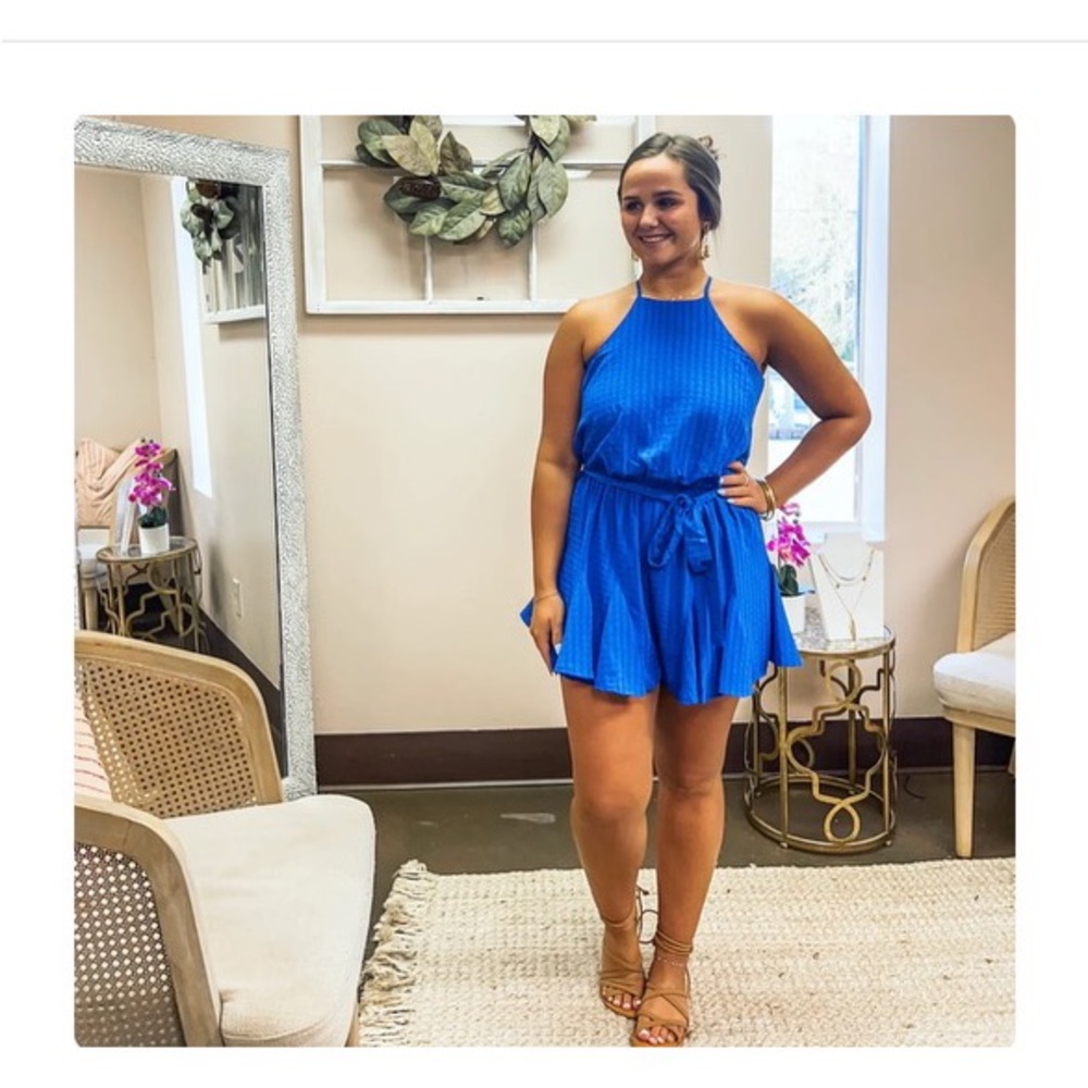 She & Sky Blue Romper *NEW WITH TAGS never worn (size small)